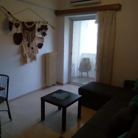 Cosy, Cool, Lovely Apartment *